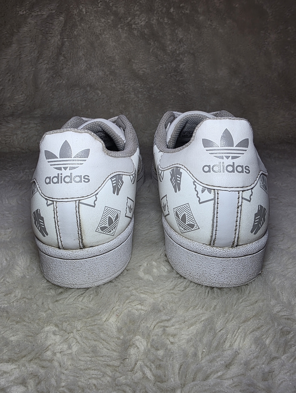 2021 Adidas Originals Superstar "Reflective Logo Print" — Size 8 - Picture 3 of 9